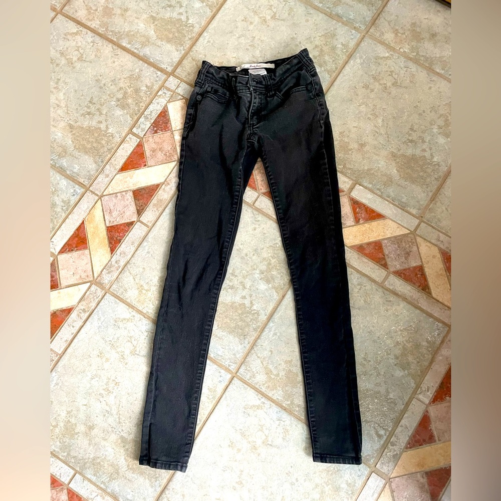 Brody Black Jeans